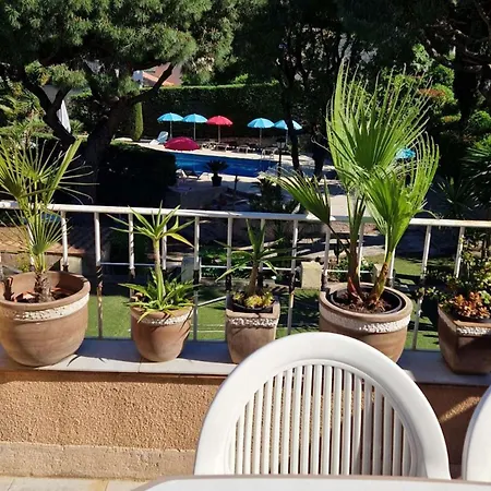 Maxime Semaphore : De T4, Piscine, Terrasse, Clim, Proche - Fr-1-226-531 Sainte-Maxime