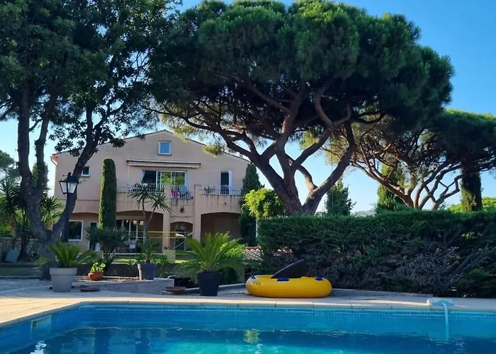 Апартаменты Maxime Semaphore : De T4, Piscine, Terrasse, Clim, Proche - Fr-1-226-531