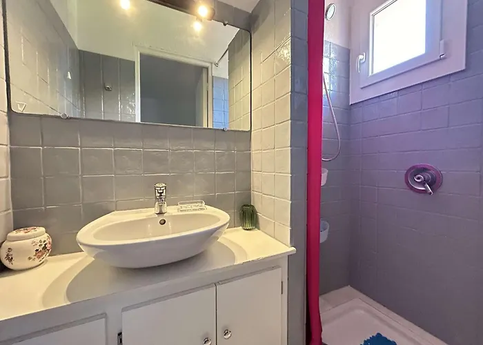 Maxime Sémaphore : De T4, Piscine, Terrasse, Clim, Proche - Fr-1-226-531