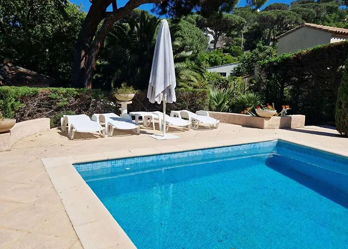 Maxime Semaphore : De T4, Piscine, Terrasse, Clim, Proche - Fr-1-226-531 Апартаменты